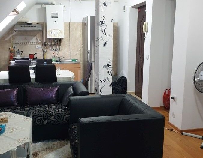 Apartament cu 3 camere de vanzare in Floresti, zona Profi - Poză 1