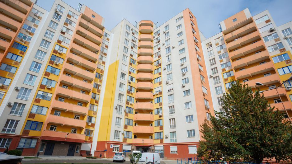 Spre vînzare apartament spațios, 2 dormitoare și living, sec. Botanica - Poză 32