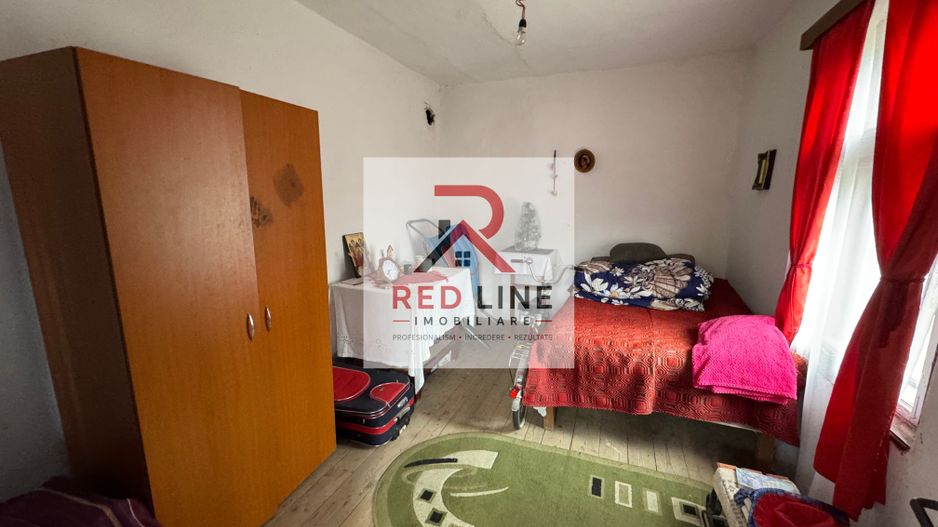 Casă cu anexe de vânzare în Sat Roșiori, Comuna Vânători, jud. Mehedinți - Poză 2