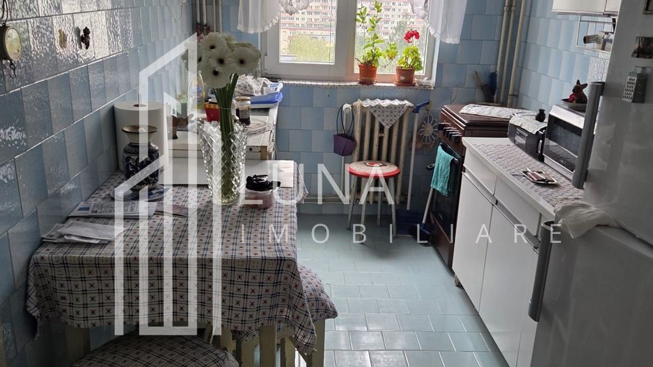 De vânzare – Apartament 2 camere, etaj 9/10, Brașov - Poză 2