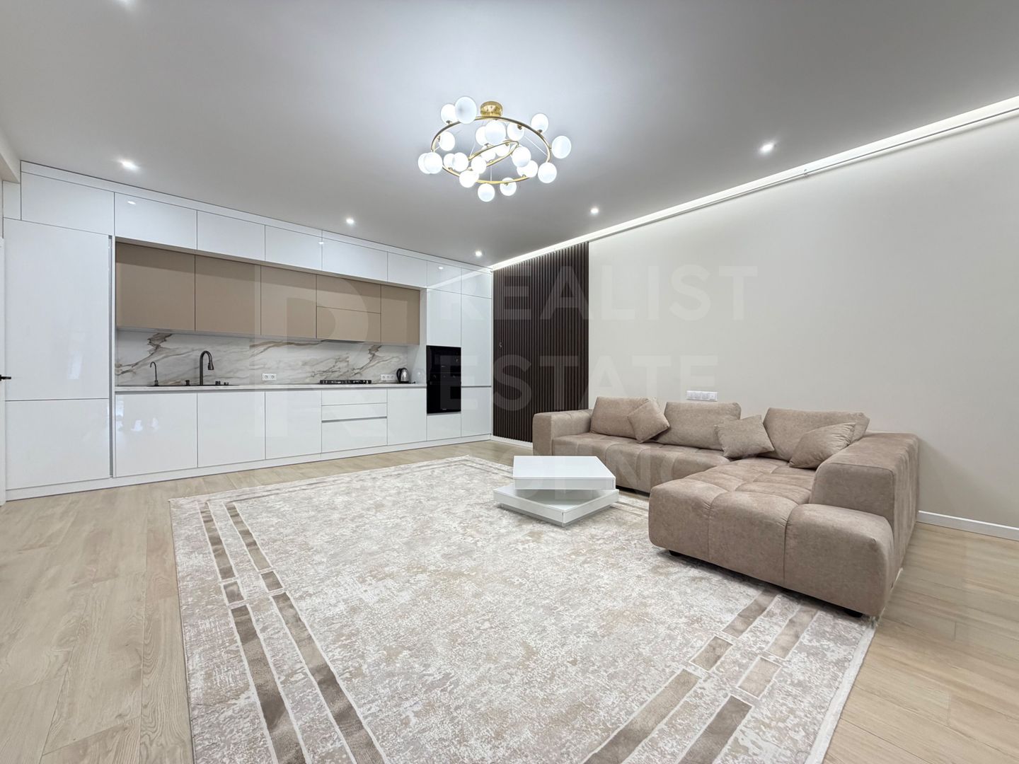 Chirie, duplex zona Port Mall - Poză 1