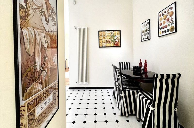 Tur virtual-2 camere, elegant arhitectural,  vedere in Piața Victoriei - Poză 11