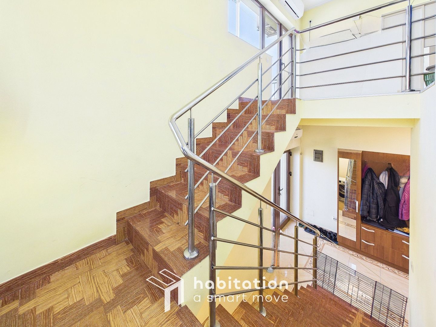 Casă individuală spațioasă și luminoasă cu garaj, în Mircea cel Bătrân - Poză 13