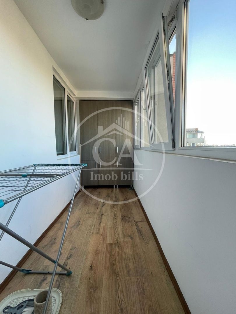 Apartament de vanzare cu 3 camere in zona Decbal, Oradea. - Poză 11