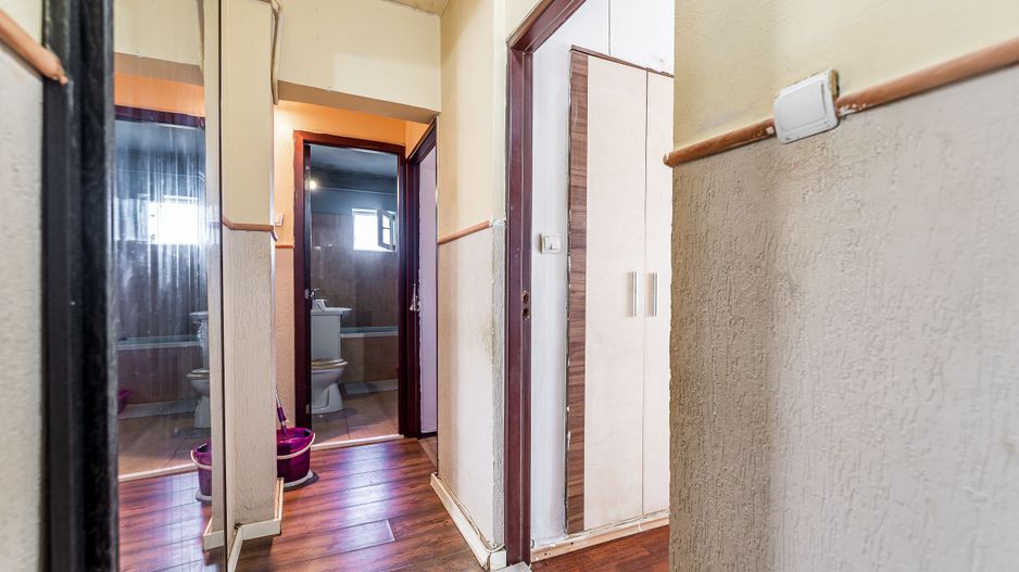 Apartament cu 5 camere pe Splaiul General Gheorghe Magheru, Micălaca - Poză 19