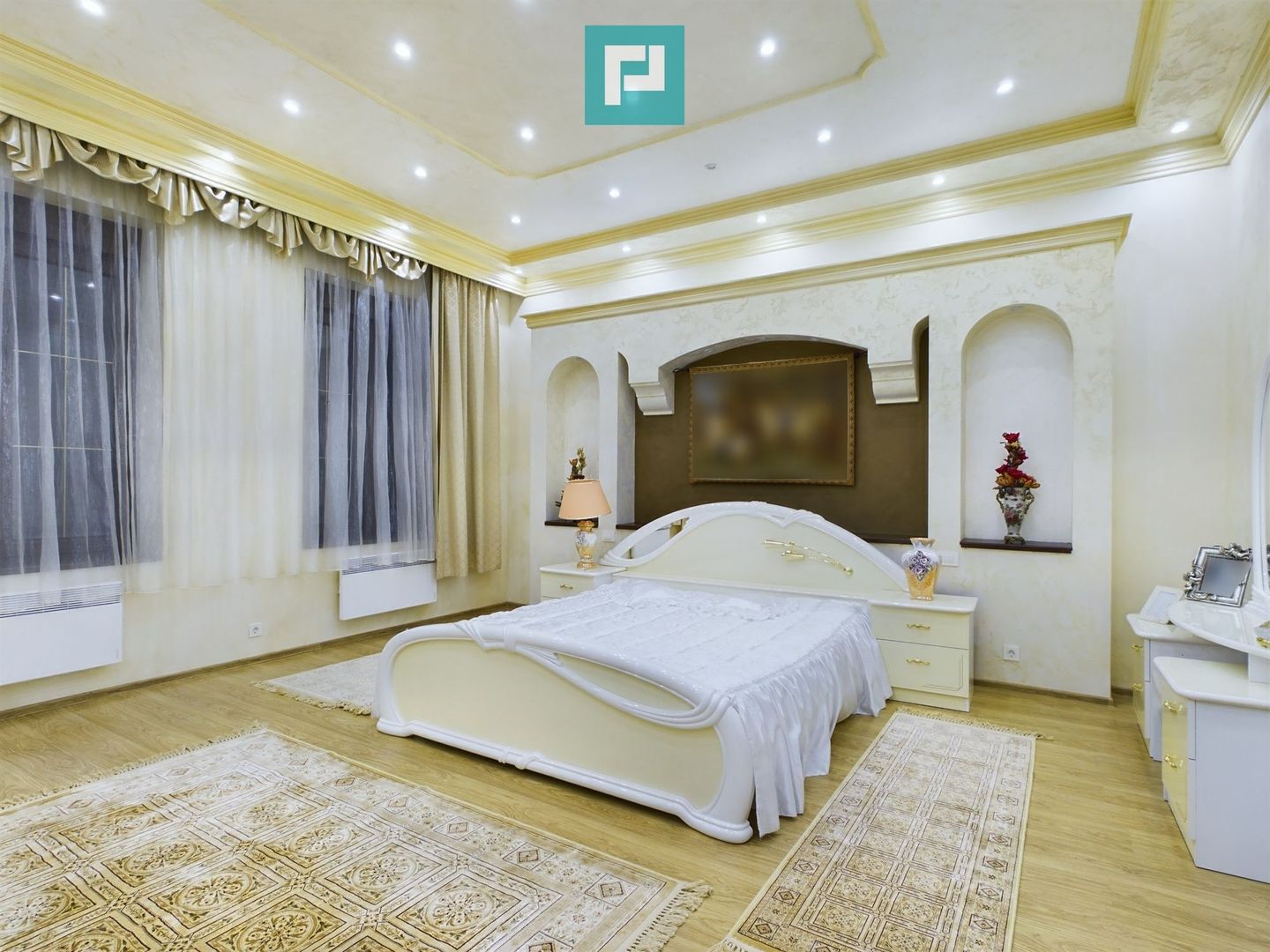 Vilă luxoasă cu o casă de oaspeți în Serbia - Poză 8