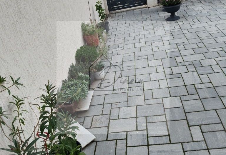 Vila 4 camere Tunari I noua, mobilata I zona centrala Parc Primarie - Poză 9