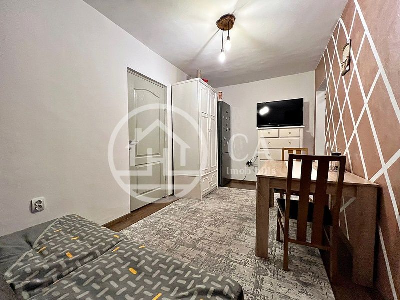 Apartament de închiriat cu 3 camere în zona Velența, Oradea - Poză 2
