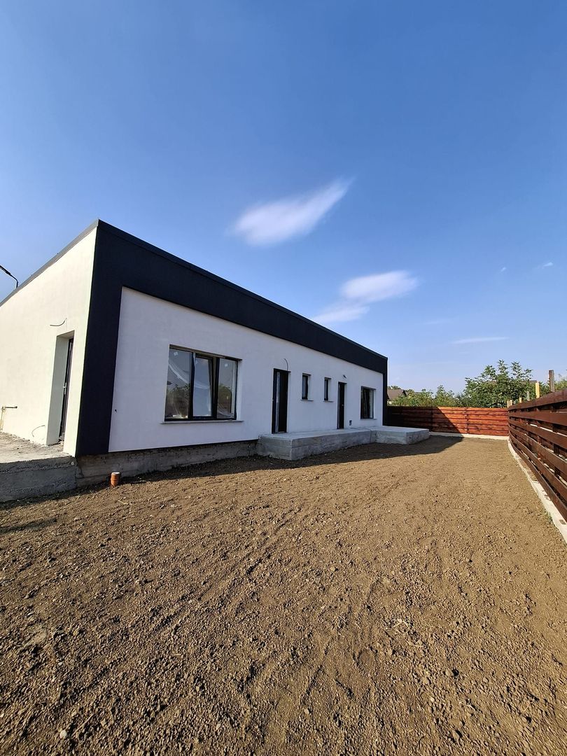 DUPLEX 3 +3  CAMERE , TERASA SI CURTE. - Poză 3