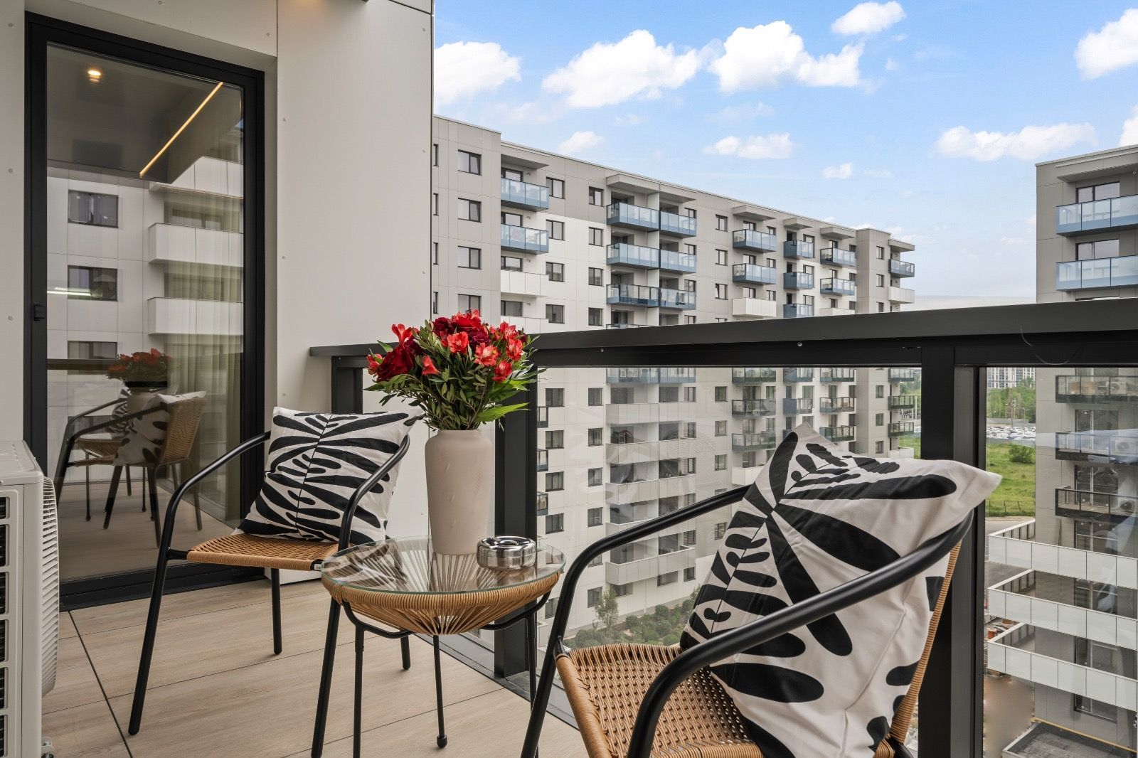 Apartament 3 camere de inchiriat | Cortina North - Poză 15