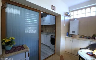 Techirghiol - Centru, casa tip duplex P+M, lot 293 mp si 154 mp utili! - Poză 11