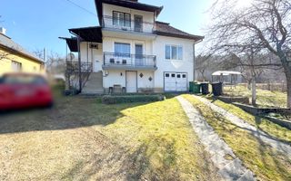 Casa pe 3 niveluri cu teren de 1900 mp in Com. Baisoara. - Poză 1