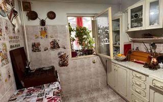 Ap. 3 cam. decomandat - # - Str. Petre Țuțea, Nicolina 1 - Poză 8