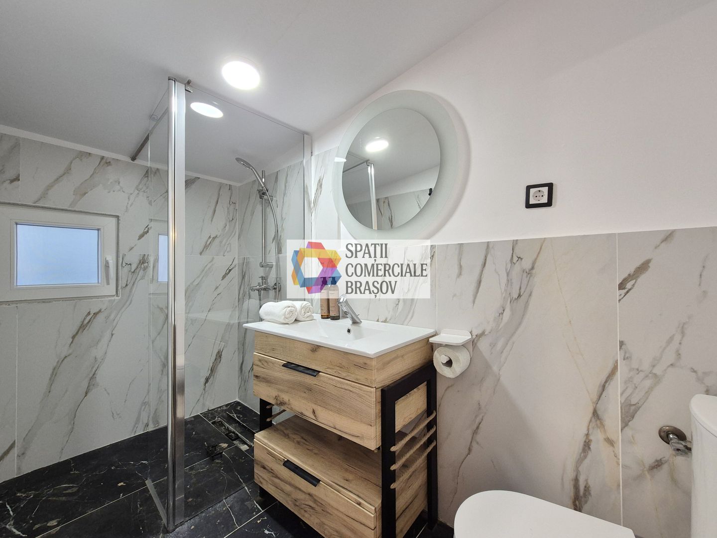 Casa de vânzare zona Centrală - 225 mp - Poză 19