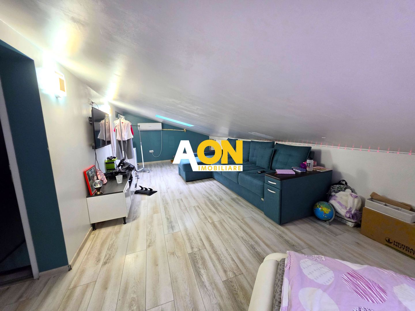 Apartament 3 camere + mansarda, cu garaj și boxă, mobilat, bloc nou - Poză 12