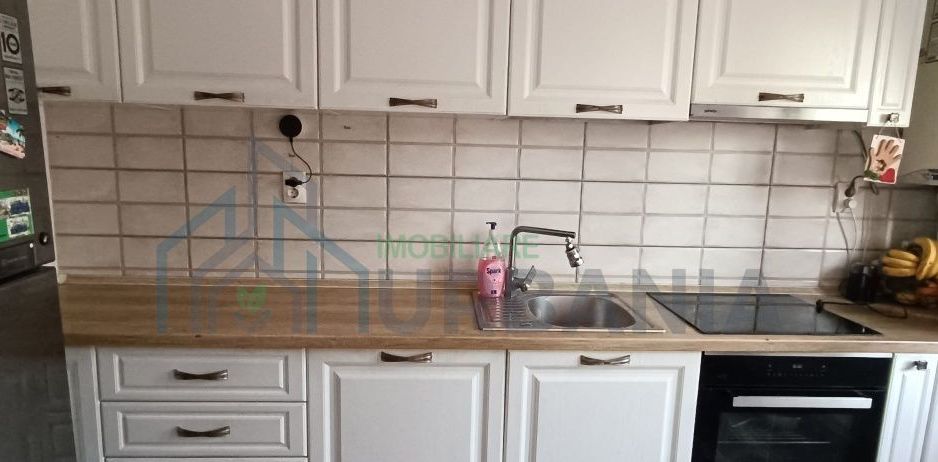 Inchiriez casa insiruita cu 3 camere Valea Lupului - Poză 7