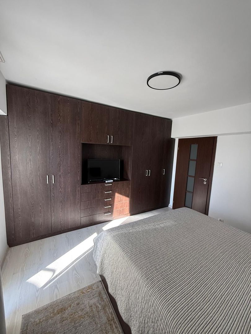 Închiriere 2 Camere, Vedere Palatul Parlamentului, Unirii, 2 Balcoane - Poză 5