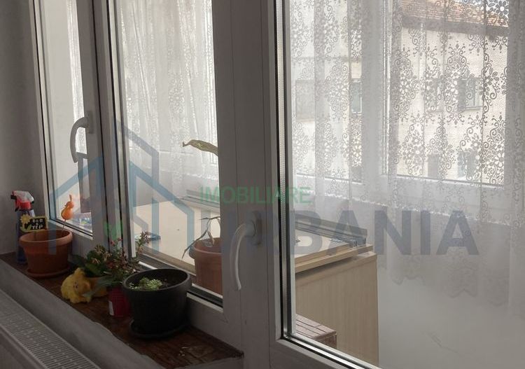 Inchiriez Apartament 1 camera Nicolina termen lung - Poză 4