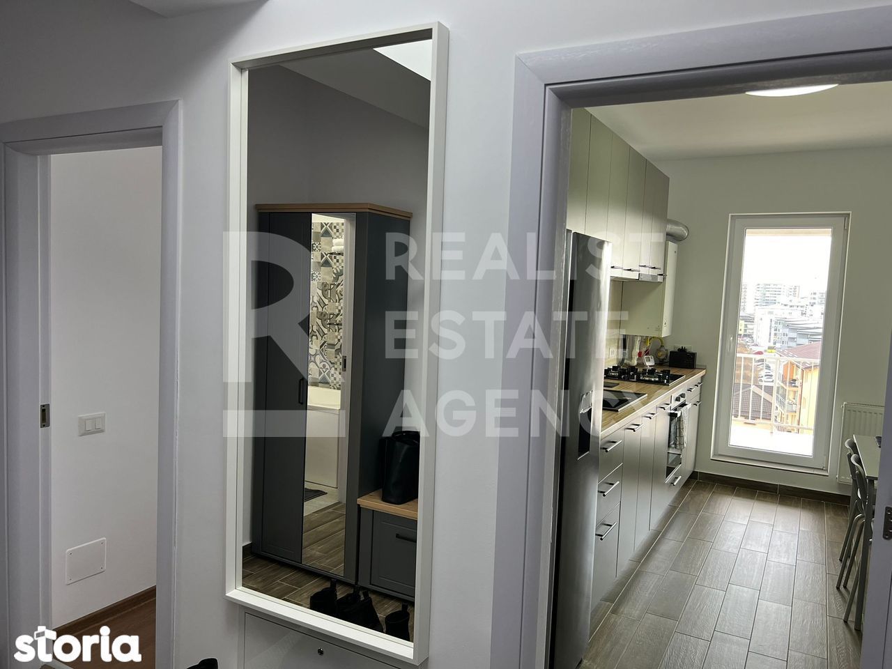 Vânzare, apartament 2 camere, zona Titan - Poză 10