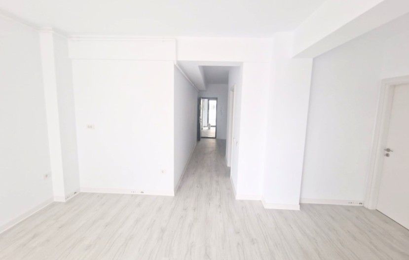 Apartament 3 camere, terasă 31 mp Otopeni central | parcare, comision 0 - Poză 8