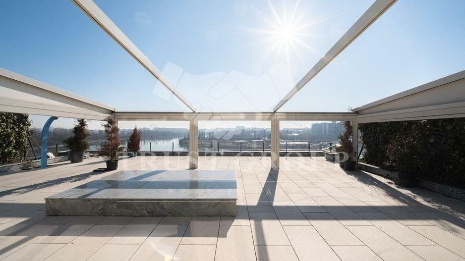 Penthouse de 263mp cu terasă de 165mp & vedere catre lacul Floreasca | 2 Garaje - Poză 1