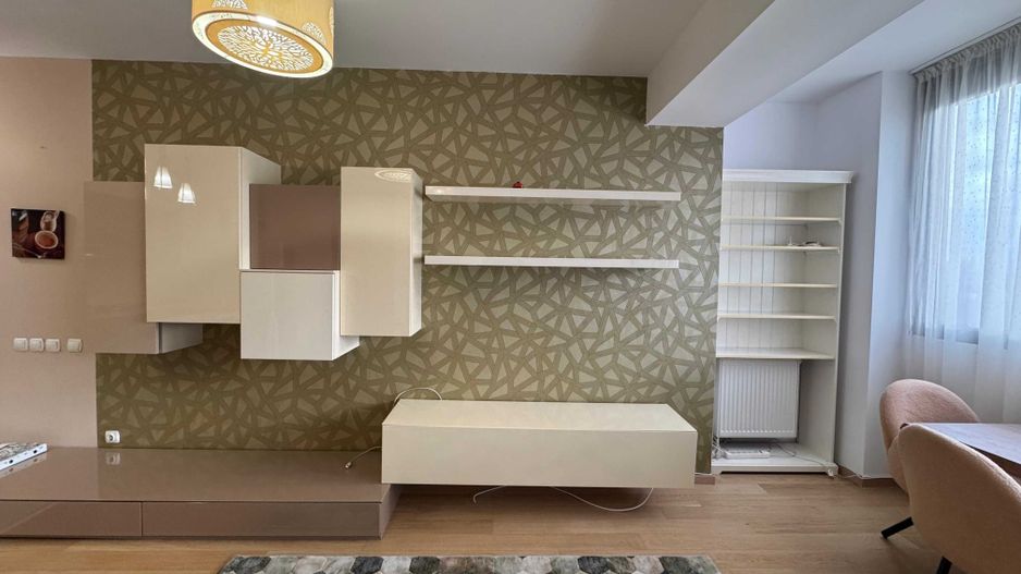 Apartament 3 camere LUX, 2 băi, 2 balcoane, centrală, parcare inclusă, boxă - Poză 2