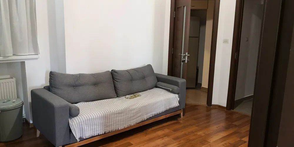 Apartament 3 camere Universitate, mobilat complet, etaj 3 - Poză 4
