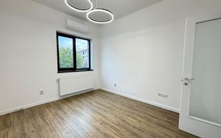 Apartament cu 2 camere, zona Centrala ! - Poză 4