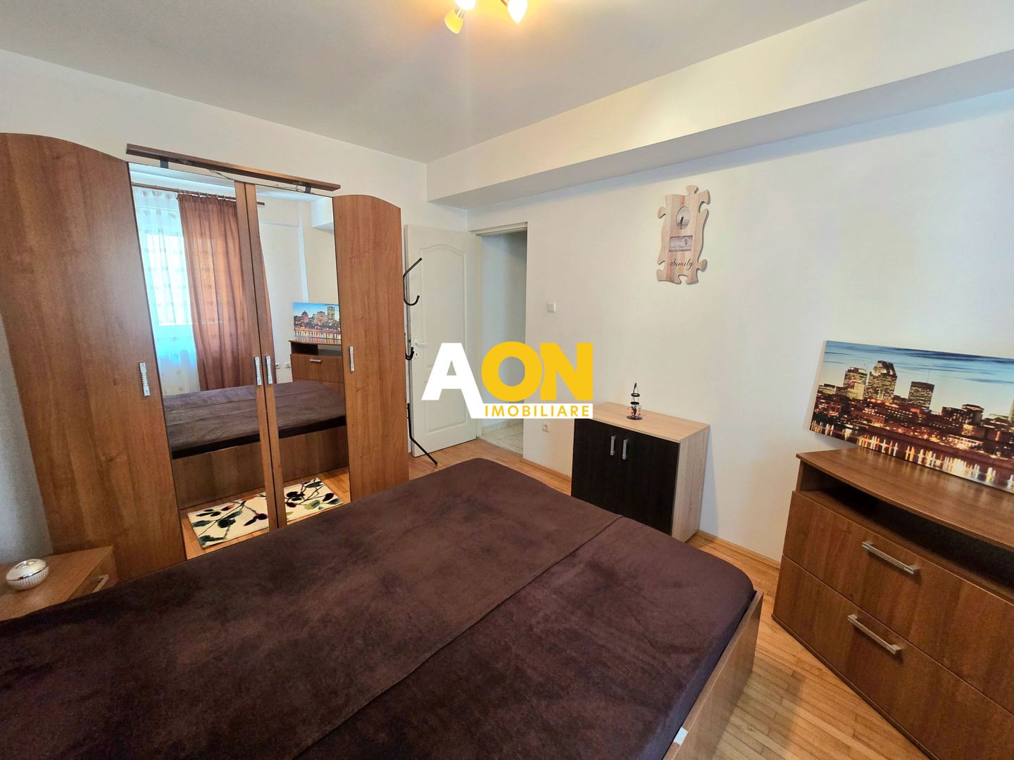 Apartament cu 2 Camere, Complet Mobilat, Zona Centru - Poză 3