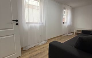 Casă în Oradea cartierul Velența curte 24 mp - Poză 11