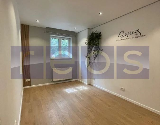 APARTAMENT DE VANZARE 3 CAMERE + TERASA 40 MP ZONA ULTRACENTRALĂ - Poză 5