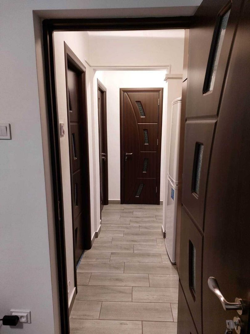 Apartament de inchiriat 2 camere decomandat Valea Argeșului - Poză 6