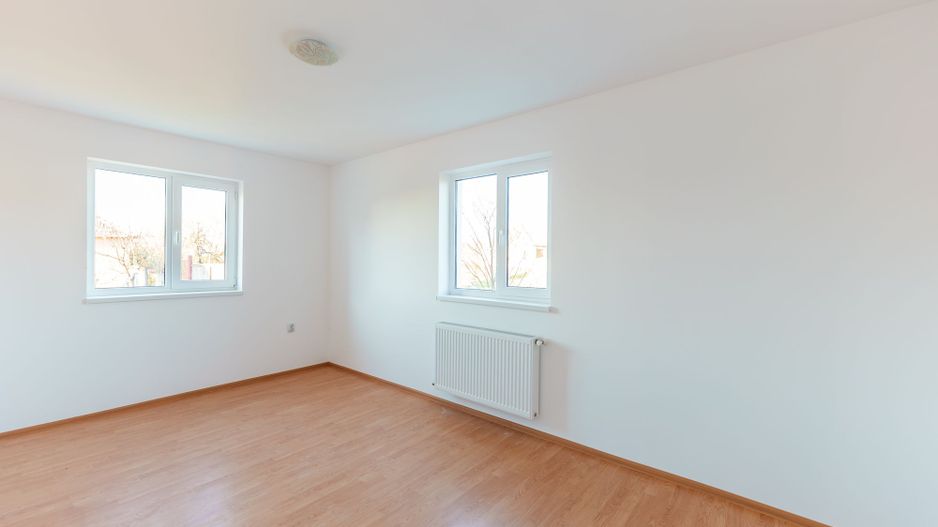 Casă nouă la cheie în Cruceni - Poză 3