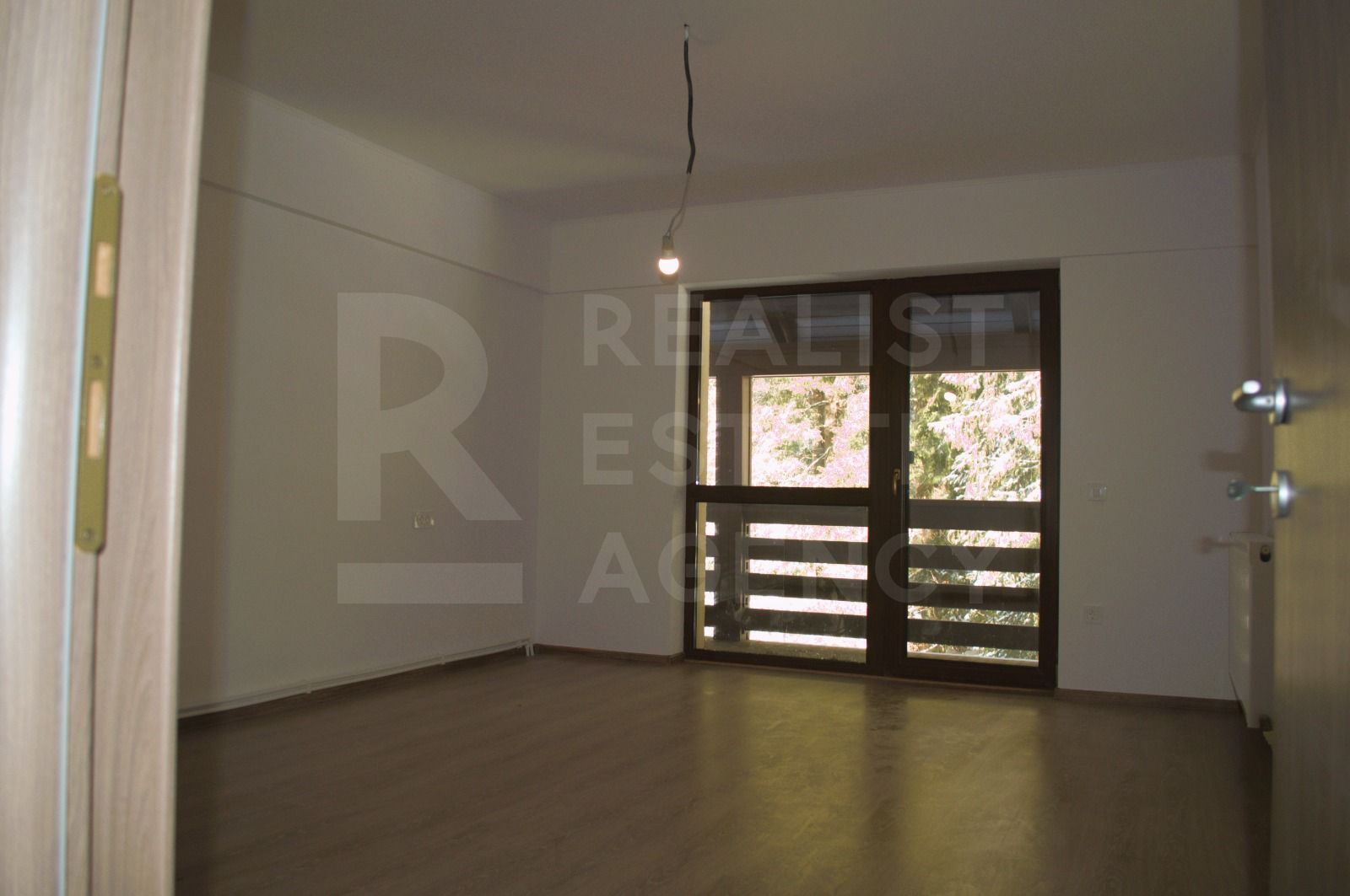 Apartament, 4 camere, Predeal, județul Brașov - Poză 6