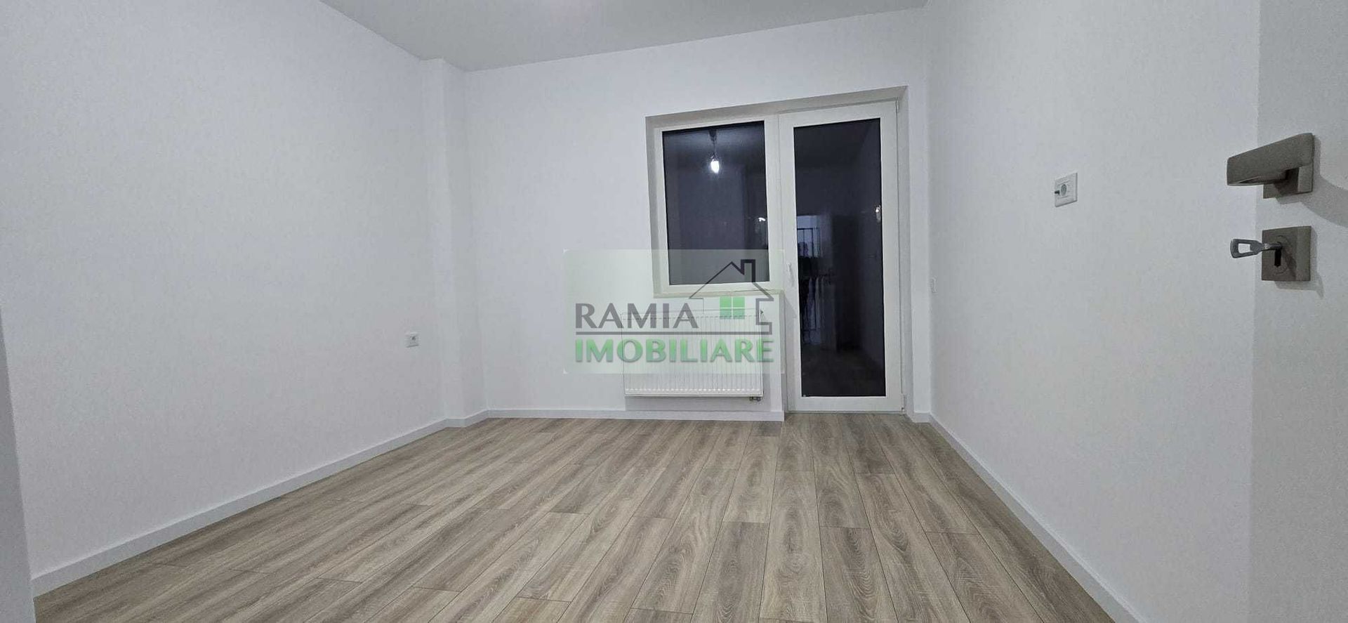 Apartament 2 camere, 2026, etaj 2, balcon  – Tractorul / Coresi - Poză 4