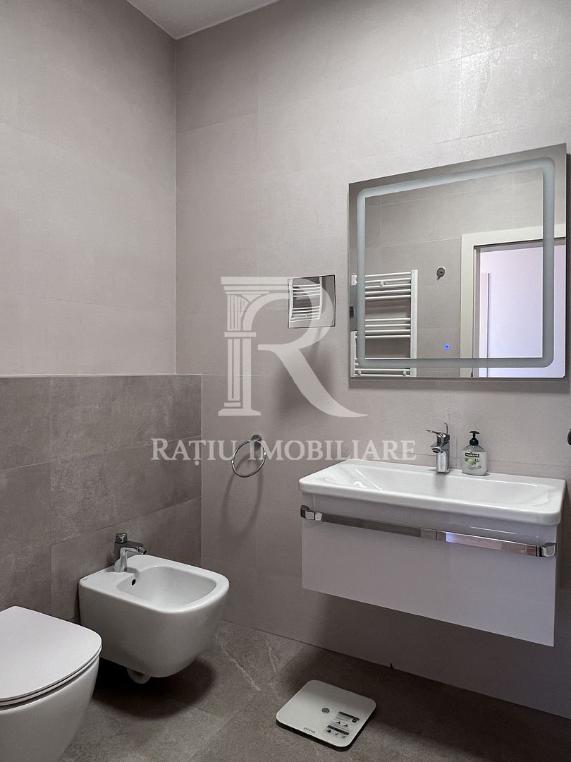 Penthouse cu Design Eclectic | Central | Panoramă Unică | Oradea - Poză 17