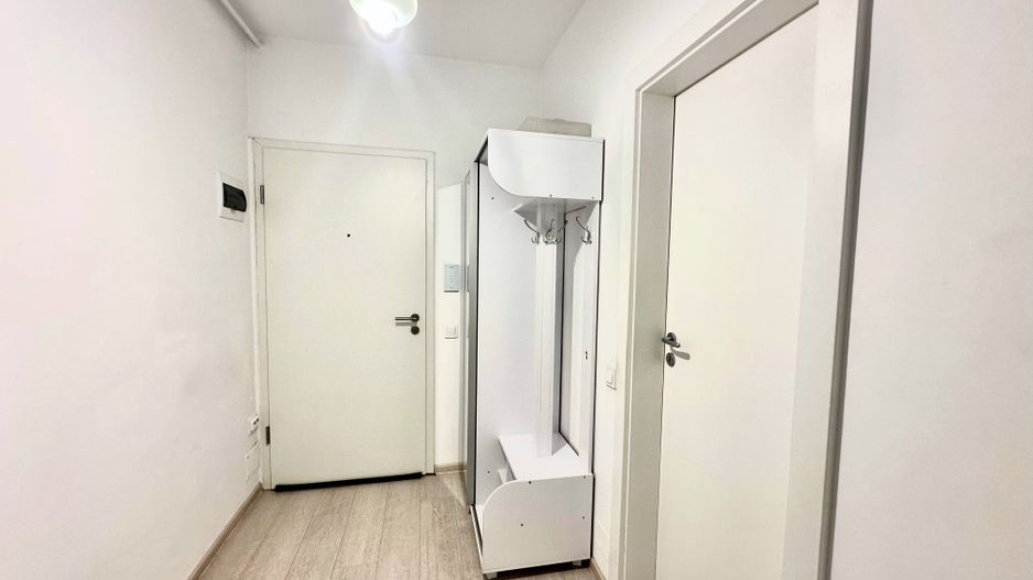 Garsonieră modernă de închiriat în Brașov, zona Coresi - Poză 7