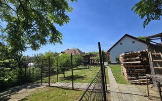 Casa in Livezeni , 140  mp utili , in centrul localitatii . - Poză 2
