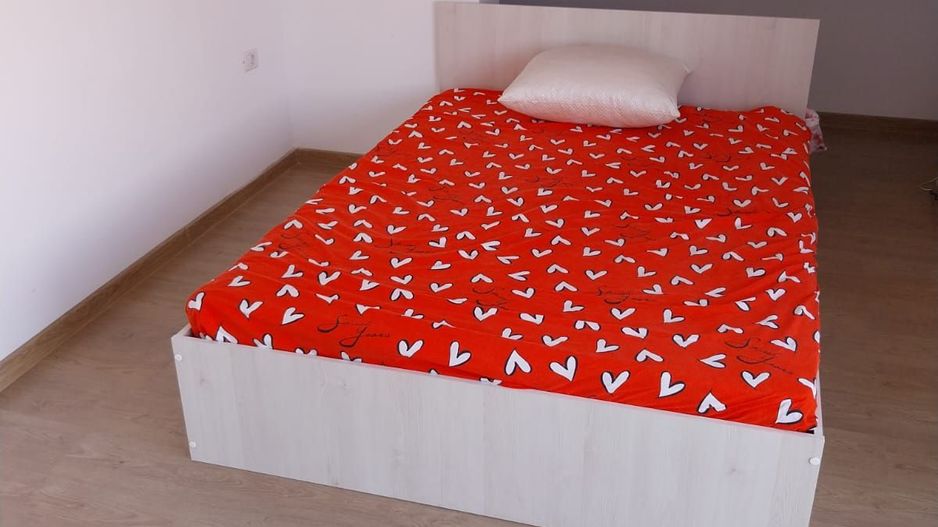 Apartament cu 3 camere de vanzare - Poză 3