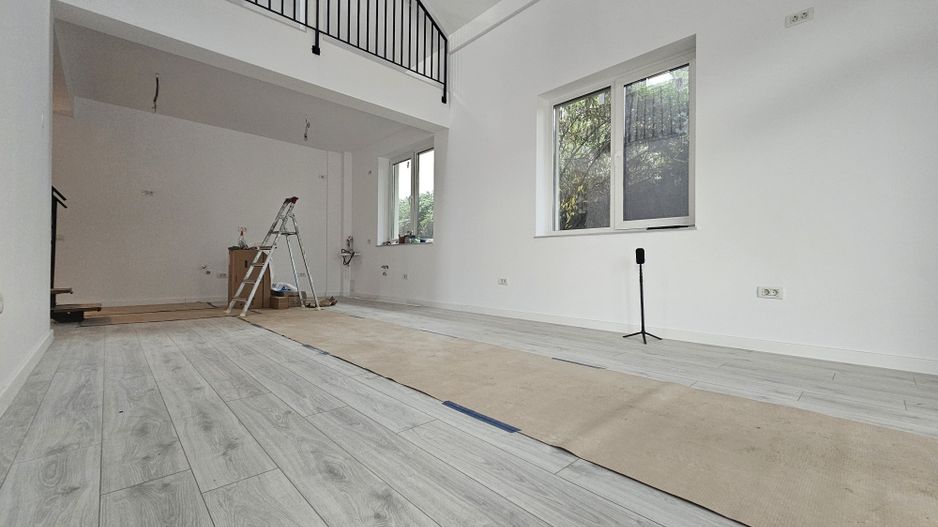 Case Parter Stil Mediteranean de Vânzare în Tunari - 100 metri Padure - Poză 9