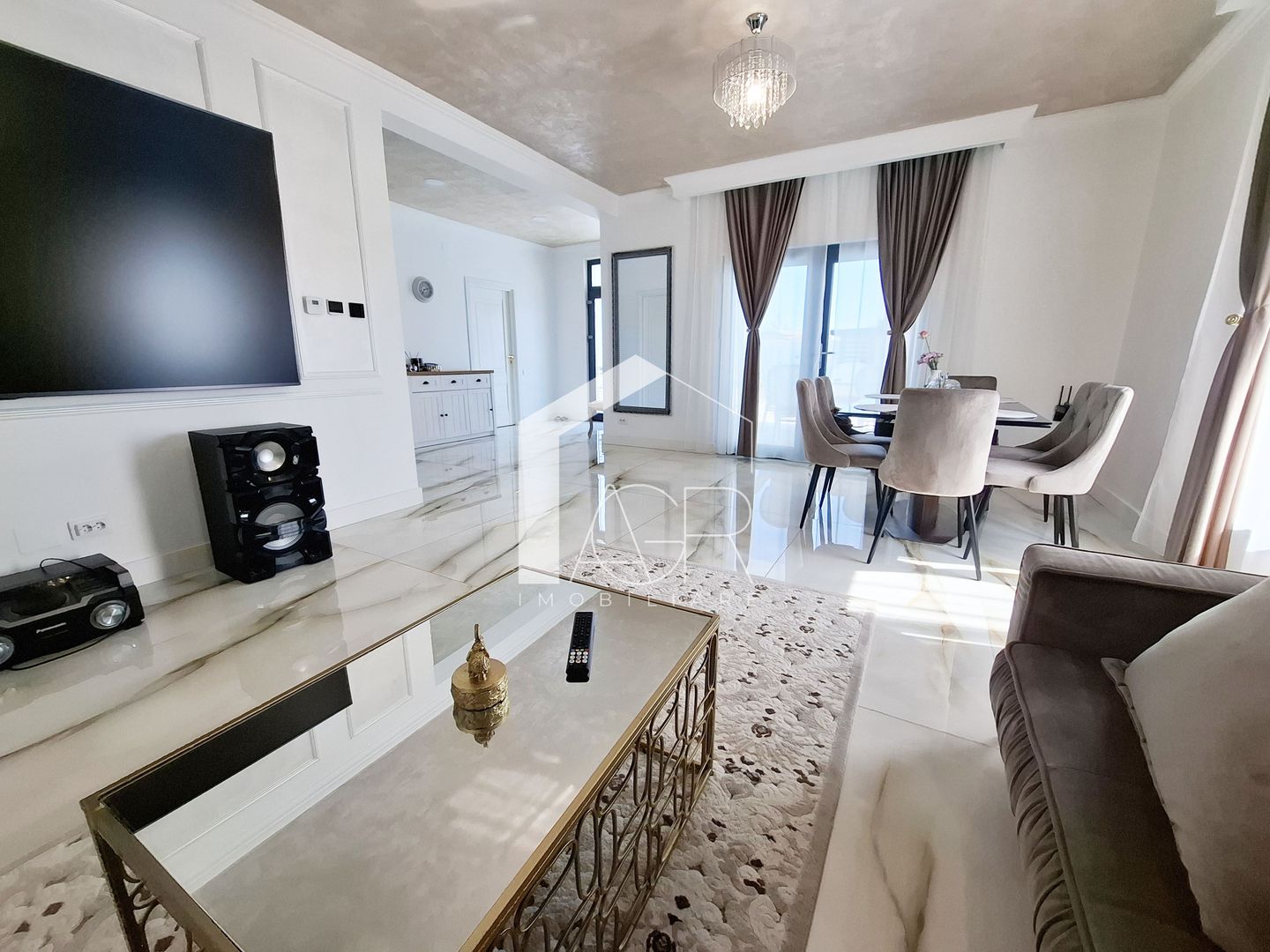 Casa cu 4 camere, parter, Targsoru Nou - Poză 5