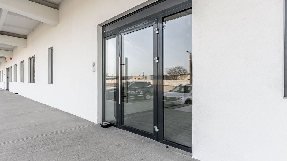 Birouri renovate de inchiriat în Poetului Business Park Arad - Poză 1