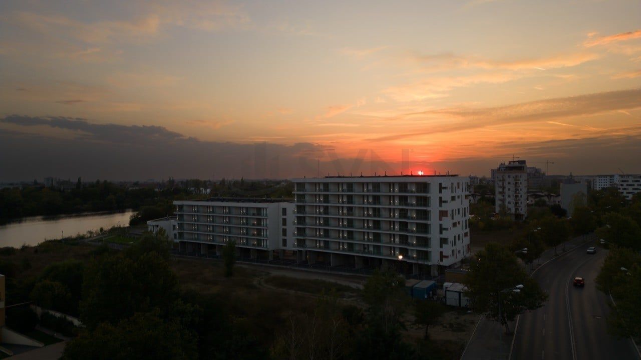 REA1026691 Apartament 3 camere Spatios - Finisaje premium - Vedere Lac - Poză 17