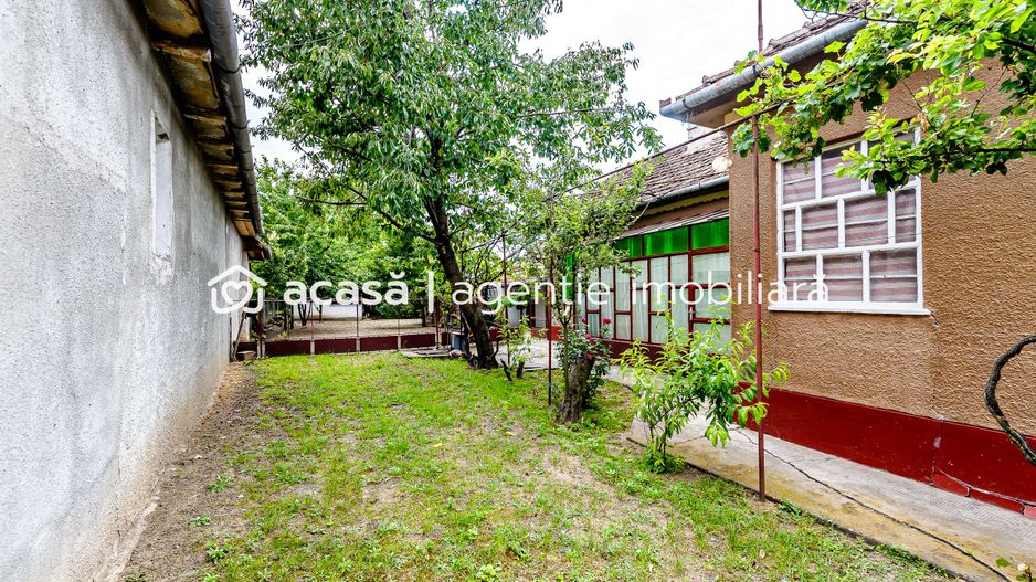 Casă cu 3 camere Peregul Mic - Poză 3