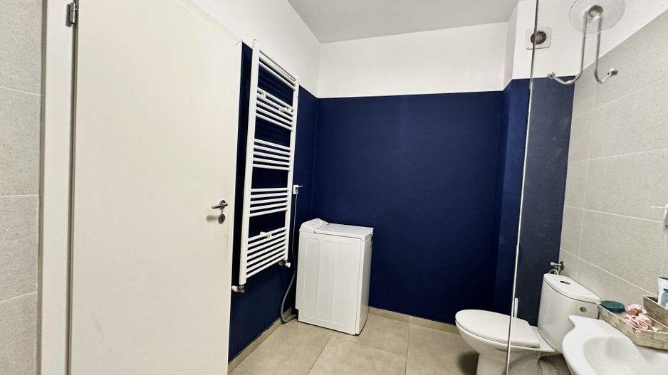 Garsonieră modernă de închiriat în Brașov, zona Coresi - Poză 10