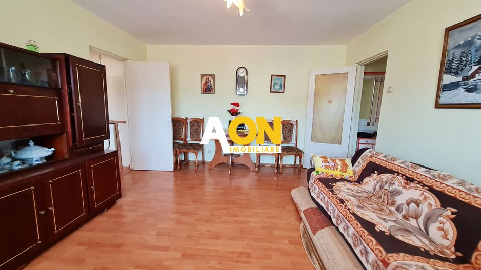Apartament 2 Camere, Etaj 3, 54 mp, Semidecomandat, Zona Cetate - Poză 1