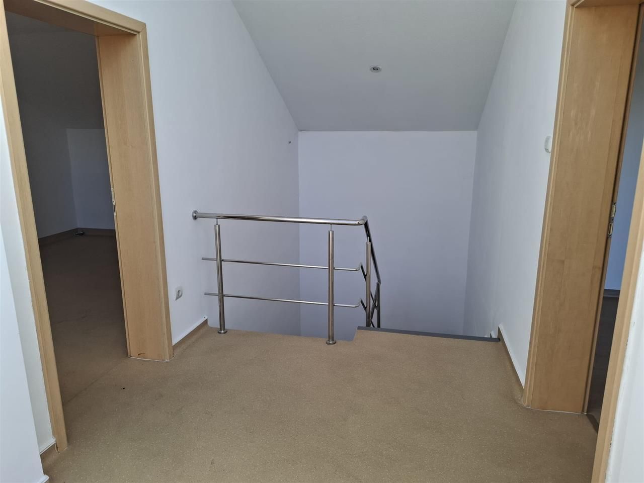 Casa D+P+2 E Elisabetin-Balcescu 7 locuri de parcare birouriclinicaetc - Poză 21