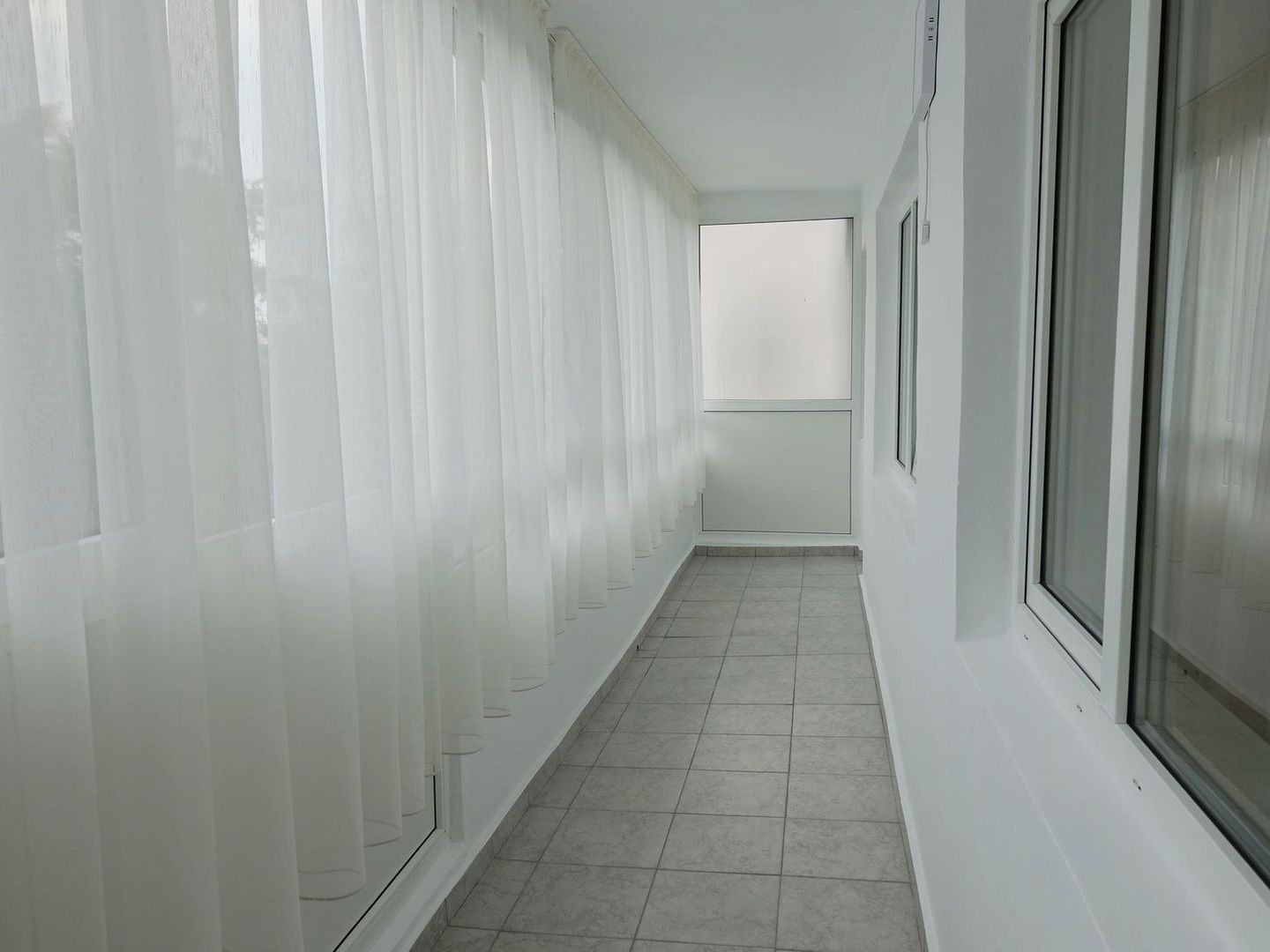 De vanzare apartament 3 camere Veteranilor - Poză 5