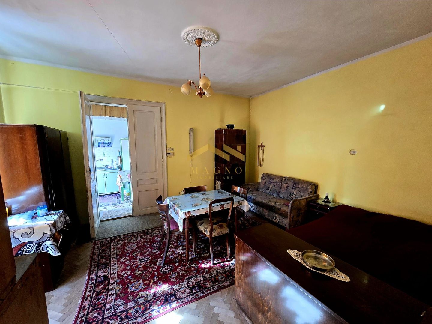 Apartament la casa cu doua camere/ zona Alfa. - Poză 5