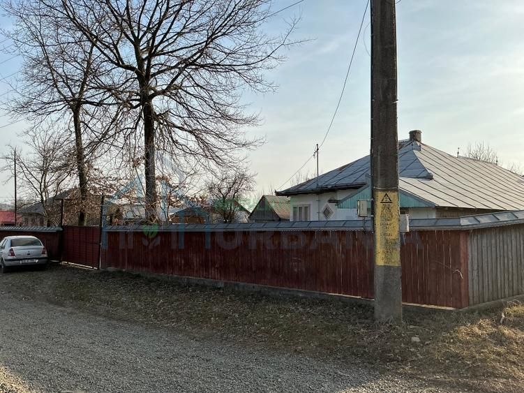 Casa Batraneasca 100 MP + teren intravilan 400 MP, 4500 MP extravilan - Poză 11